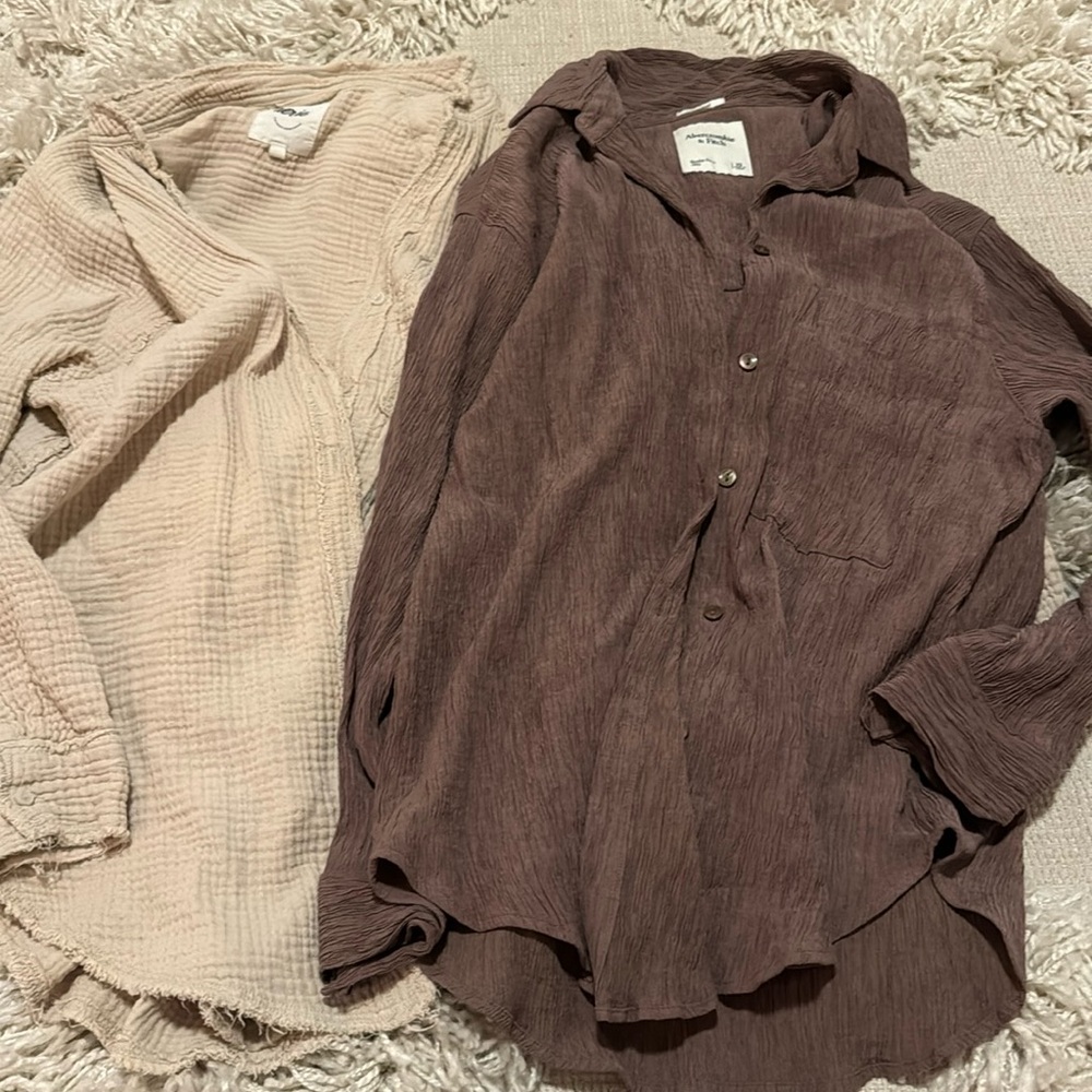 Aerie and AF shirts XS